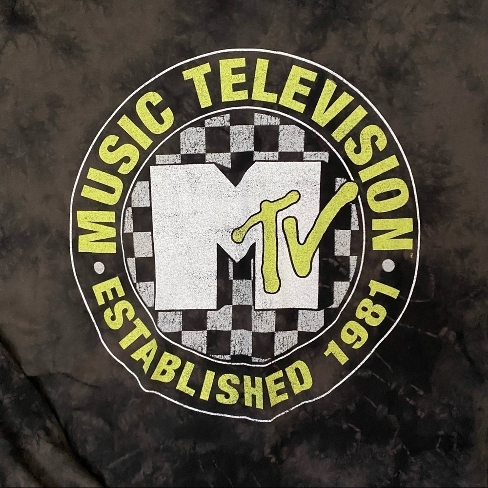MTV Tie Dye T-shirt Long Sleeve Logo Med NWOT Lg - Picture 7 of 7
